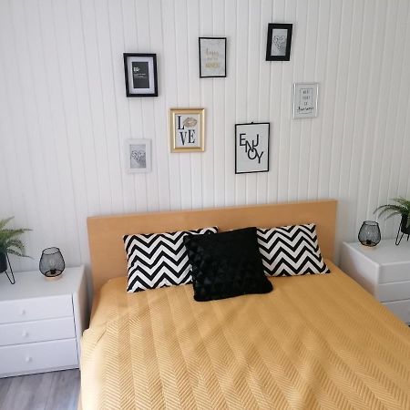 Balatonfuered Apartmanhaz Exteriör bild