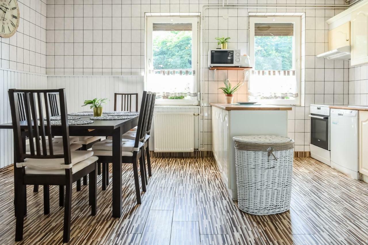 Balatonfuered Apartmanhaz Exteriör bild